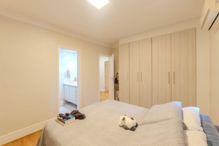 Apartamento à venda com 110m², 4 quartos e 2 vagas Apartamento à venda com 110m², 4 quartos e 2 vagasSuíte 1