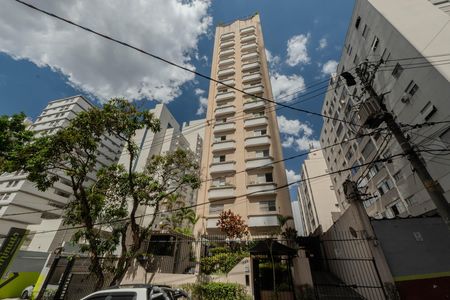 Apartamento à venda com 110m², 4 quartos e 2 vagas Apartamento à venda com 110m², 4 quartos e 2 vagasFachada