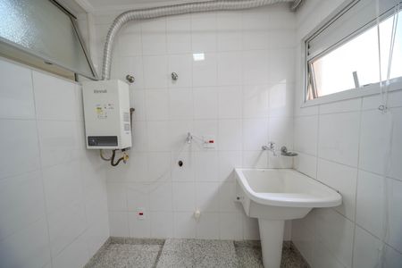 Apartamento à venda com 110m², 4 quartos e 2 vagas Apartamento à venda com 110m², 4 quartos e 2 vagasÁrea de Serviço