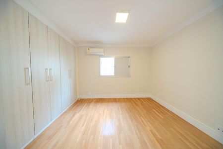 Apartamento à venda com 110m², 4 quartos e 2 vagas Apartamento à venda com 110m², 4 quartos e 2 vagasSuíte 1