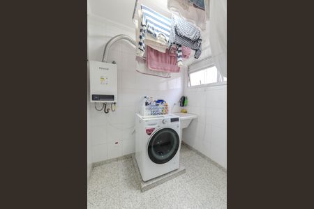 Apartamento à venda com 110m², 4 quartos e 2 vagas Apartamento à venda com 110m², 4 quartos e 2 vagasÁrea de Serviço