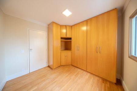 Apartamento à venda com 110m², 4 quartos e 2 vagas Apartamento à venda com 110m², 4 quartos e 2 vagasQuarto 1
