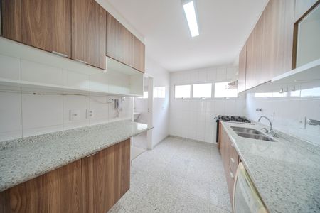 Apartamento à venda com 110m², 4 quartos e 2 vagas Apartamento à venda com 110m², 4 quartos e 2 vagasCozinha