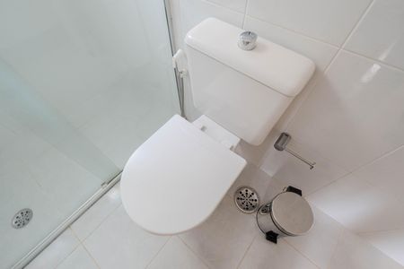 Apartamento à venda com 110m², 4 quartos e 2 vagas Apartamento à venda com 110m², 4 quartos e 2 vagasBanheiro da Suíte 1