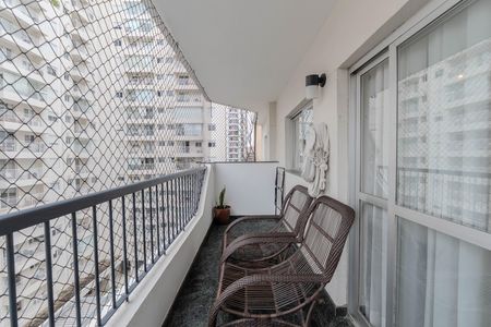Sacada de apartamento à venda com 4 quartos, 110m² em Bela Vista, São Paulo