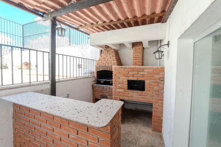 Apartamento à venda com 110m², 4 quartos e 2 vagas Apartamento à venda com 110m², 4 quartos e 2 vagasÁrea comum - Churrasqueira
