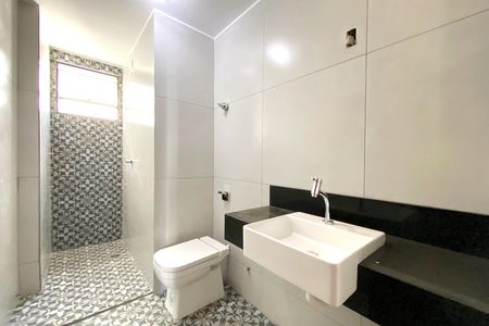 Apartamento à venda com 120m², 3 quartos e 2 vagas Apartamento à venda com 120m², 3 quartos e 2 vagasBanheiro