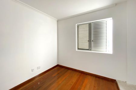 Apartamento à venda com 120m², 3 quartos e 2 vagas Apartamento à venda com 120m², 3 quartos e 2 vagasCloset da Suite