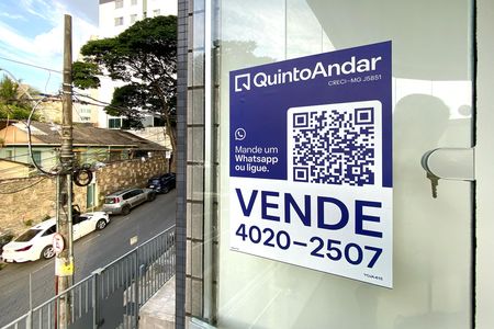 Apartamento à venda com 120m², 3 quartos e 2 vagas Apartamento à venda com 120m², 3 quartos e 2 vagasPlaca YOJA-615