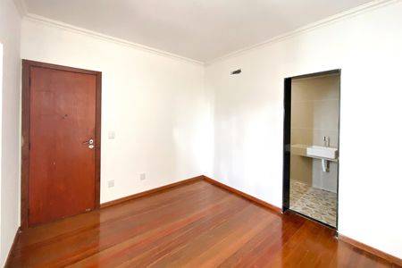 Apartamento à venda com 120m², 3 quartos e 2 vagas Apartamento à venda com 120m², 3 quartos e 2 vagasSuite 1