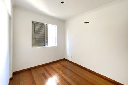 Apartamento à venda com 120m², 3 quartos e 2 vagas Apartamento à venda com 120m², 3 quartos e 2 vagasQuarto 2