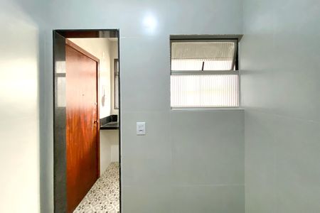 Apartamento à venda com 120m², 3 quartos e 2 vagas Apartamento à venda com 120m², 3 quartos e 2 vagasQuarto de Serviço