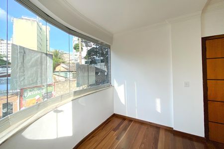 Apartamento à venda com 120m², 3 quartos e 2 vagas Apartamento à venda com 120m², 3 quartos e 2 vagasVaranda da Sala