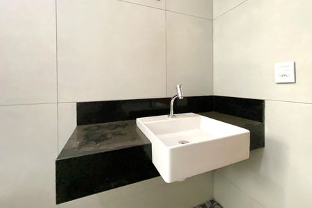 Apartamento à venda com 120m², 3 quartos e 2 vagas Apartamento à venda com 120m², 3 quartos e 2 vagasBanheiro