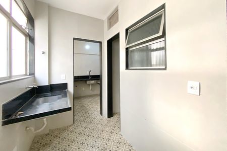 Apartamento à venda com 120m², 3 quartos e 2 vagas Apartamento à venda com 120m², 3 quartos e 2 vagasÁrea de Serviço