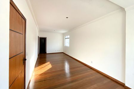 Apartamento à venda com 120m², 3 quartos e 2 vagas Apartamento à venda com 120m², 3 quartos e 2 vagasSala