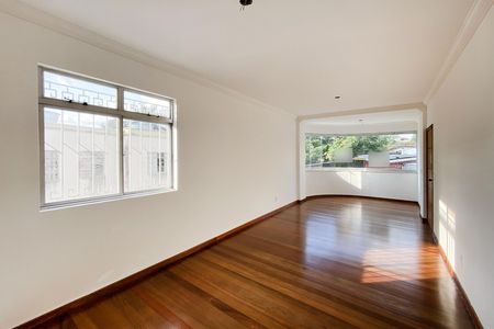Apartamento à venda com 120m², 3 quartos e 2 vagas Apartamento à venda com 120m², 3 quartos e 2 vagasSala