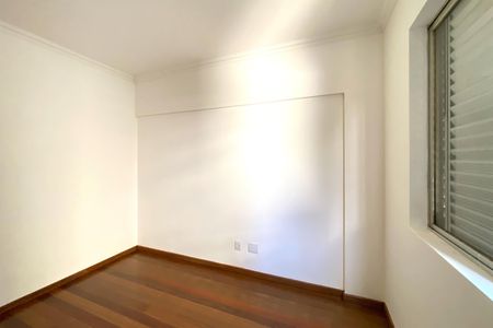 Apartamento à venda com 120m², 3 quartos e 2 vagas Apartamento à venda com 120m², 3 quartos e 2 vagasQuarto 2