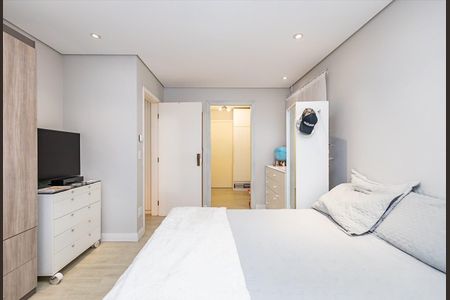 Casa para alugar com 380m², 6 quartos e 4 vagas Casa para alugar com 380m², 6 quartos e 4 vagasQuarto