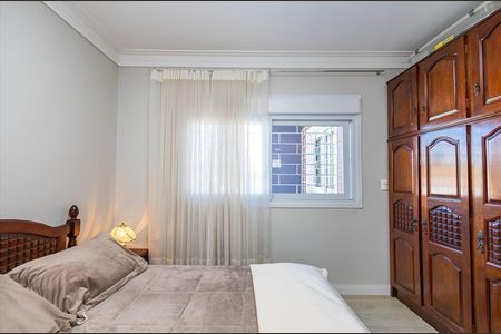 Casa para alugar com 380m², 6 quartos e 4 vagas Casa para alugar com 380m², 6 quartos e 4 vagasQuarto
