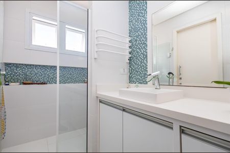 Casa para alugar com 380m², 6 quartos e 4 vagas Casa para alugar com 380m², 6 quartos e 4 vagasBanheiro