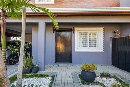 Casa para alugar com 380m², 6 quartos e 4 vagas Casa para alugar com 380m², 6 quartos e 4 vagasÁrea externa