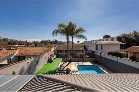 Casa para alugar com 380m², 6 quartos e 4 vagas Casa para alugar com 380m², 6 quartos e 4 vagasÁrea externa