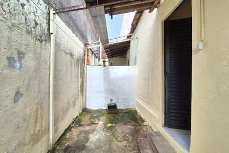 Casa para alugar com 50m², 1 quarto e sem vaga