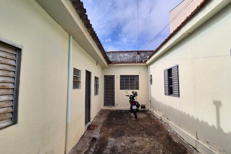 Casa para alugar com 50m², 1 quarto e sem vaga