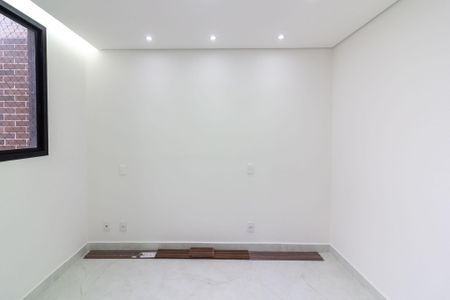 Quarto 1 de apartamento para alugar com 2 quartos, 40m² em Usina Piratininga, São Paulo