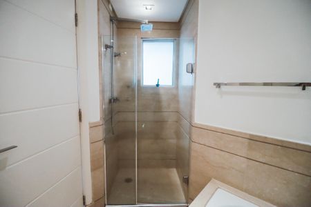 Apartamento à venda com 156m², 4 quartos e 3 vagasBanheiro da Suíte 1