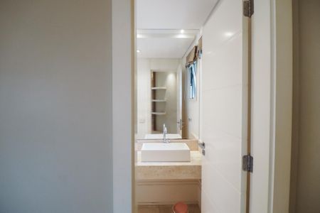 Apartamento à venda com 156m², 4 quartos e 3 vagasLavabo