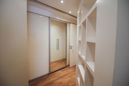 Apartamento à venda com 156m², 4 quartos e 3 vagasSuíte 1