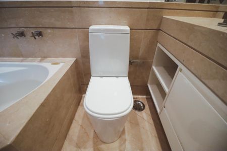 Apartamento à venda com 156m², 4 quartos e 3 vagasBanheiro da Suíte 1