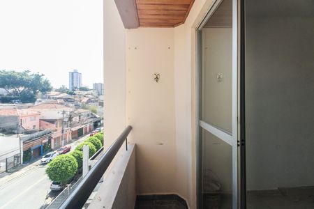 Apartamento à venda com 65m², 3 quartos e 1 vaga Apartamento à venda com 65m², 3 quartos e 1 vagaVaranda