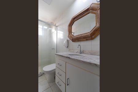 Apartamento à venda com 67m², 2 quartos e 1 vaga Apartamento à venda com 67m², 2 quartos e 1 vagaBanheiro da Suíte