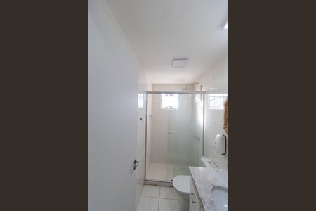 Apartamento à venda com 67m², 2 quartos e 1 vaga Apartamento à venda com 67m², 2 quartos e 1 vagaBanheiro da Suíte