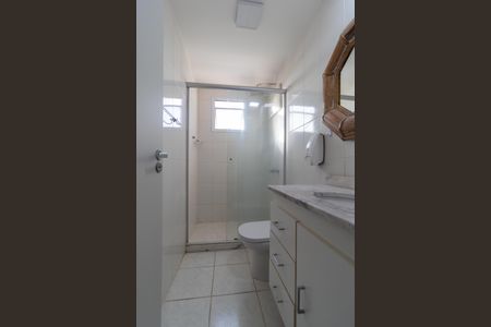 Apartamento à venda com 67m², 2 quartos e 1 vaga Apartamento à venda com 67m², 2 quartos e 1 vagaBanheiro da Suíte