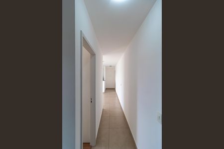 Apartamento à venda com 67m², 2 quartos e 1 vaga Apartamento à venda com 67m², 2 quartos e 1 vagaCorredor