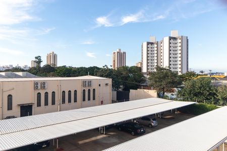 Apartamento à venda com 67m², 2 quartos e 1 vaga Apartamento à venda com 67m², 2 quartos e 1 vagaVista da Sacada