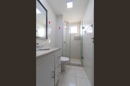 Apartamento à venda com 67m², 2 quartos e 1 vaga Apartamento à venda com 67m², 2 quartos e 1 vagaBanheiro