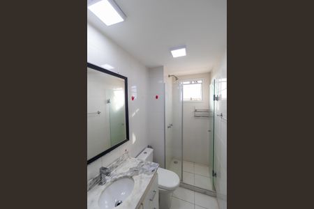 Apartamento à venda com 67m², 2 quartos e 1 vaga Apartamento à venda com 67m², 2 quartos e 1 vagaBanheiro
