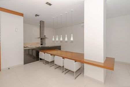 Apartamento à venda com 98m², 3 quartos e 2 vagasÁrea comum - Salão de festas