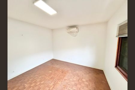 Casa para alugar com 176m², 4 quartos e 3 vagas Casa para alugar com 176m², 4 quartos e 3 vagasQuarto 4