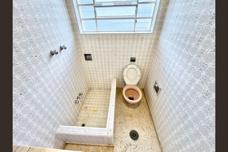 Casa para alugar com 176m², 4 quartos e 3 vagas Casa para alugar com 176m², 4 quartos e 3 vagasBanheiro da Suíte