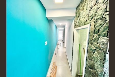Casa para alugar com 176m², 4 quartos e 3 vagas Casa para alugar com 176m², 4 quartos e 3 vagasCorredor