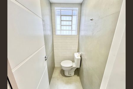 Casa para alugar com 176m², 4 quartos e 3 vagas Casa para alugar com 176m², 4 quartos e 3 vagasBanheiro