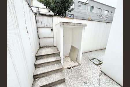 Casa para alugar com 176m², 4 quartos e 3 vagas Casa para alugar com 176m², 4 quartos e 3 vagasQuintal / Área de Serviço