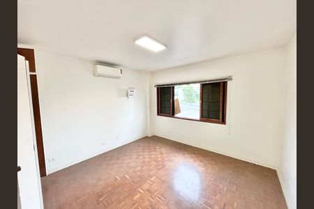 Casa para alugar com 176m², 4 quartos e 3 vagas Casa para alugar com 176m², 4 quartos e 3 vagasQuarto 4