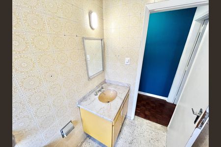 Casa para alugar com 176m², 4 quartos e 3 vagas Casa para alugar com 176m², 4 quartos e 3 vagasBanheiro